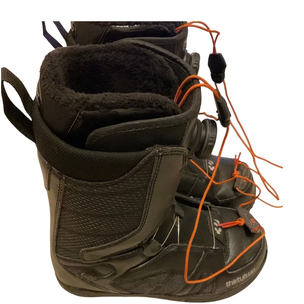 ThirtyTwo Snowboard Boots Black Intuition Heat Moldable Liners‎ size 9 women